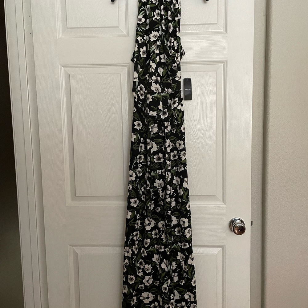 Women’s BeBe Maxie Summer Dress NWT Halter Style